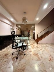Blk 705 Hougang Avenue 2 (Hougang), HDB Executive #568653221